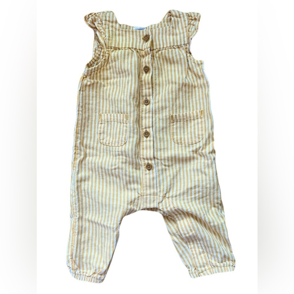 🩵4/$20 Carter's Yellow and White Striped Jumpsuit
